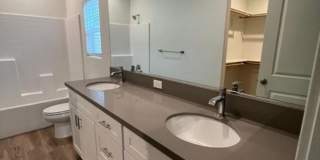 Brand new apt home in NE near city in the hills Gallery 10