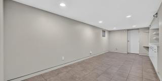 7122 Nashville Avenue Gallery 34