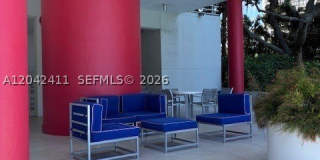 2025 Brickell Ave Gallery 17