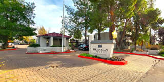 VERY NICE  AFFORDABLE 2 BED / 2 BATH CONDO – W/D, PATIO, POOL! Gallery 1