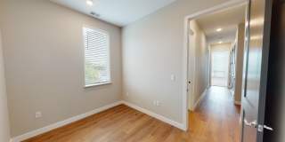 ila Hyde Park Gallery 25