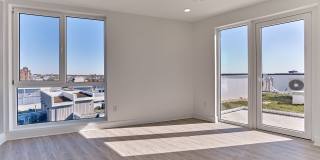 Avenue V - Senior Housing Gallery 25