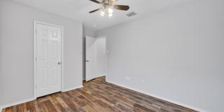 1201 Lambert Drive Gallery 16