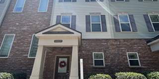 3827 Glenhaven Road - Bev Roberts Rentals and Property Management Gallery 1