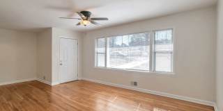 Room in 4 Bedroom Home at Santa Monica Dr Gallery 13