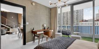 200 Biscayne Boulevard Way Gallery 15
