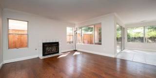 Beautiful 4Br/2.5Ba Home With Private Yard In Shadowridge!! Gallery 12