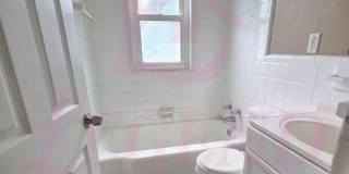 Move-In Ready 2 Bed Home with bonus room and 1 car garage. Gallery 6