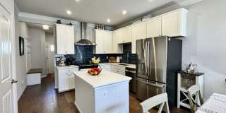 First Time Rental - Ready July 30th! 4 Bedrooms PLUS Loft! Great Views! Dog Park - Stocked Fishing Pond - Playgrounds! Gallery 10