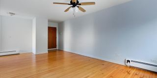 6719 North Hermitage Avenue Gallery 6