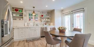 Furnished 2 Bedroom, 1 Bath Gallery 9