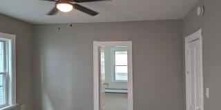 685 Massabesic Street Gallery 7