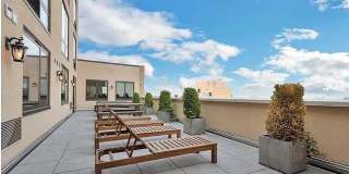 2763 Morris Avenue Gallery 9
