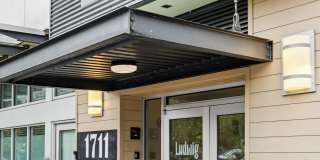 1711 Apartments Gallery 22
