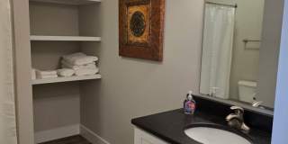 1117 Greenwood Alley Gallery 23