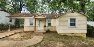 Welcome home to 1805 W 35th North Little Rock for rent - ** Move in Special - Zero Deposit Option, Please read the full description** Gallery 1