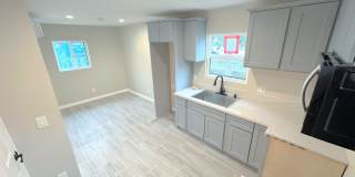Gorgeous 1BD/1BA all appliances included. Move in ready!! Gallery 10