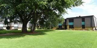 Raintree Meadows Apartment Homes Gallery 4