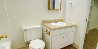 Evergreen Village Apartments & Townhomes Gallery 18