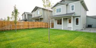 Fantastic 3-Bed, 2.5 Bath with 2-car garage! Gallery 1