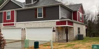 PRE-LEASING Adorable 3 bedroom 3.5 bath Duplex! Gallery 1