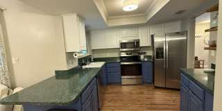 2306 W Indianhead Drive Gallery 10