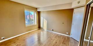 Stunning 2BD/2BA Condo in Downtown! With Parking and Washer/Dryer! Stunning 2BD/2BA Condo in Downtown! With Parking and Washer/Dryer! Gallery 7