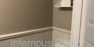 229 Deaderick Ave Gallery 22