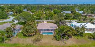3074 NE Loquat Lane Gallery 2
