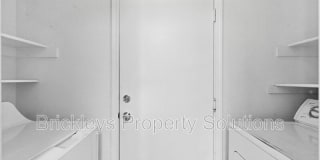 2413 E Hazeltine Way Gallery 14