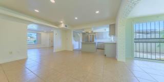 4558 N 15TH Avenue Gallery 10