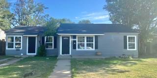Pre- leasing now for 3/2 home near Maxey Park and Covenant Hospital Gallery 1