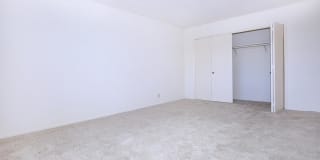 Emerald West Apartments Gallery 15
