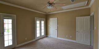 Charming New Orleans Style Townhouse in Gated Community on LSU bus route Gallery 26