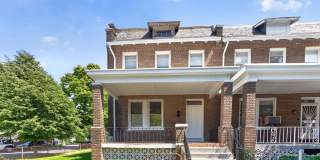 Spacious 6BR Rowhome in Prime DC Location Spacious 6BR Rowhome in Prime DC Location Gallery 1