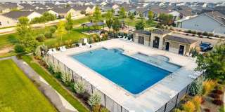 Like New Home With Community Pool! Gallery 21
