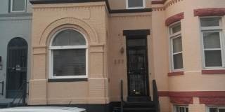 237 ELM ST NW 237 ELM ST NW Gallery 1