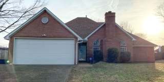 4 bedroom, 3 bath with a Bonus room near Riverdale and Stateline Gallery 1