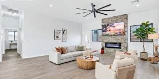 10153 West Wenden Drive Gallery 3