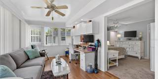 301 KINGS Boulevard Gallery 16