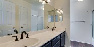 8216 Ogee Drive Gallery 27