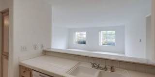 2-bed, 2-bath Condo in San Diego's Linda Vista/Fashion Valley Area. Gallery 13