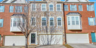 10228 FOUNTAIN Circle Gallery 1