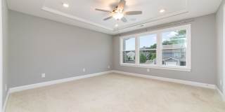 Charming 2BR Townhome in Charlotte Gallery 10