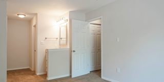 Highland Oaks Gallery 22