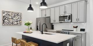 Avery Place Townhomes Gallery 20