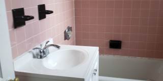 2nd Floor Apt in Wilmington Gallery 9