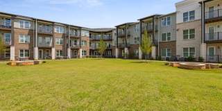 Accent Suwanee Creek Gallery 19