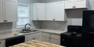 Now Pre-Leasing - Renovated 1 Bedroom Gallery 1