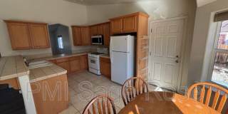 1616 Phillips Street Gallery 19